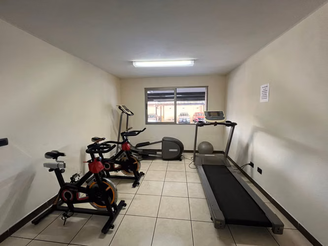 APARTAMENTO EN RENTA ZONA 11 JARDINES DE LAS CHARCAS - Imagen 7