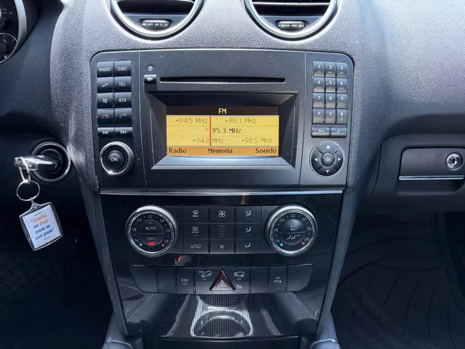 Mercedes-Benz ML 350 4Matic Agencia Modelo 2010