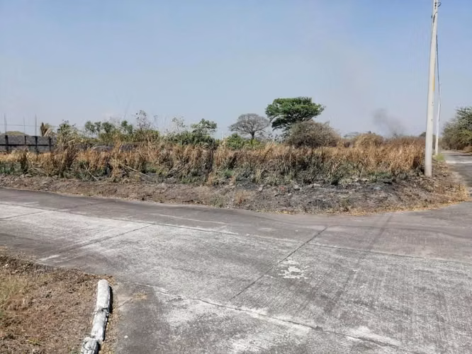 Vendo Remato 2 Terrenos de Esquina Quintas La Ponderosa   Q80,000 CADA UNO - Imagen 2
