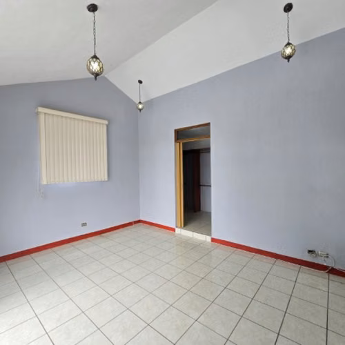 Casa con Amplio Terreno en Venta Bulevar San Cristóbal - Imagen 17