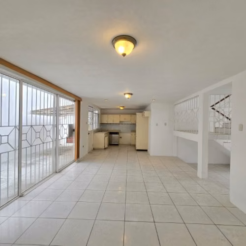 Casa con Amplio Terreno en Venta Bulevar San Cristóbal - Imagen 8