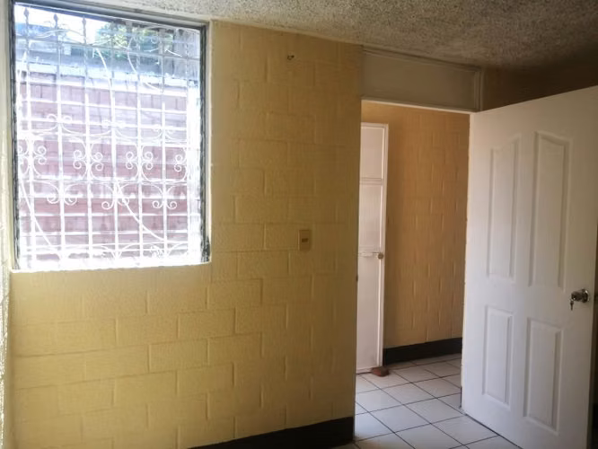 Casa en Alquiler en Zona 11 de Mixco - Imagen 3