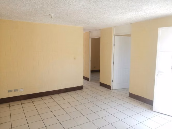 Casa en Alquiler en Zona 11 de Mixco - Imagen 8
