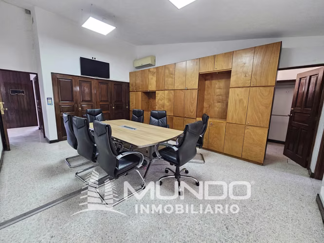CASA PARA OFICINAS EN RENTA ZONA 14, CERCA DE LA CAÑADA - Imagen 2
