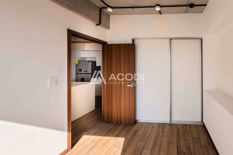Apartamento amueblado en Zona 4 - Imagen 2
