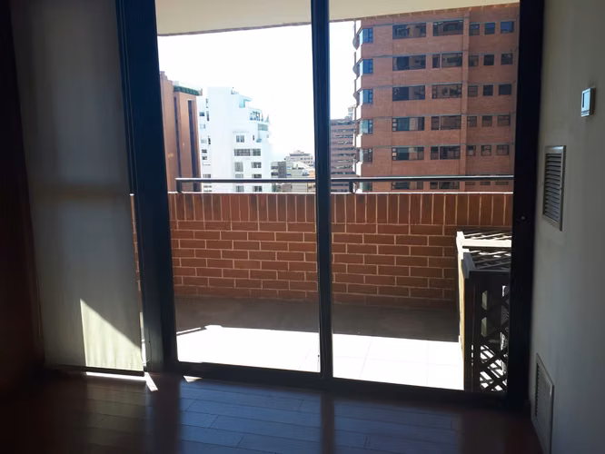 Rento apartamento en Zona 14  EDIFICIO EXCLUSIVO    AMPLIO APTO. - Imagen 10