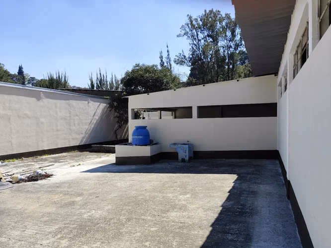 AMPLIA PROPIEDAD COMERCIAL EN ALQUILER EN SAN CRISTÓBAL - Imagen 6