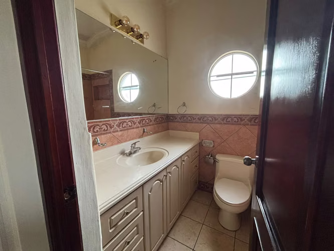 Casa en Renta Santa Anita 2 CAES | Piscina, Sauna y Parqueo para 6 | PV - Imagen 4