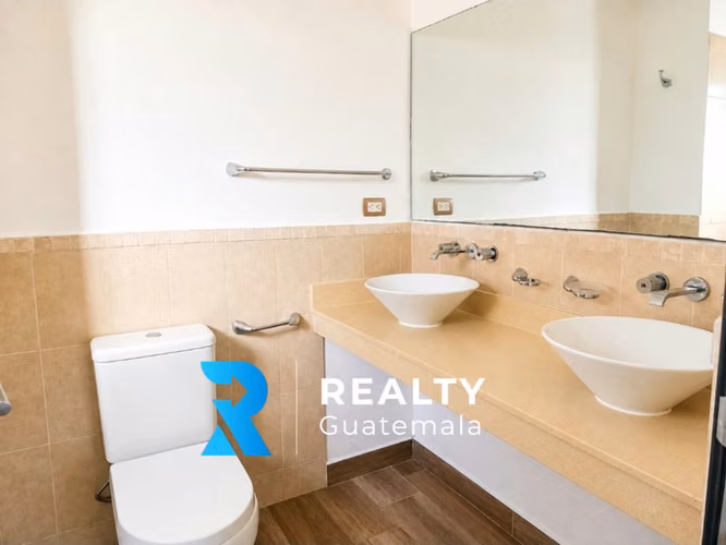 Rento Apartamento con jardin Zona 16 , La Vista - Imagen 4