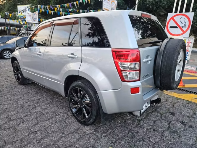 Suzuki vitara 2011 automatica - Imagen 6
