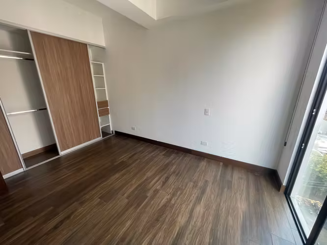 Rento apartamento en Zona 14 EDIFICIO EXCLUSIVO ROOFTOP CON PISCINA - Imagen 13