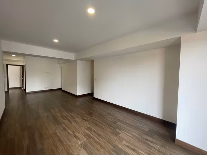 Rento apartamento en Zona 14 EDIFICIO EXCLUSIVO ROOFTOP CON PISCINA - Imagen 6