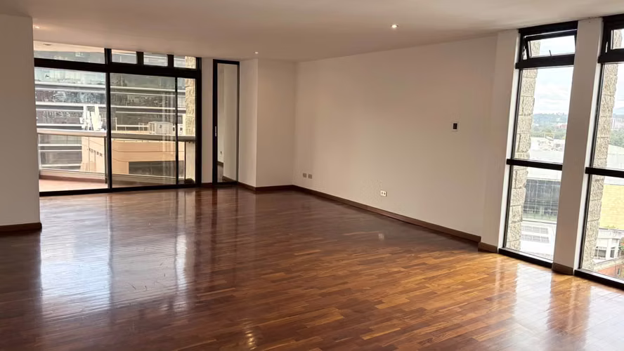 Rento apartamento en Zona 10 EDIFICIO TIFFANY - Imagen 14