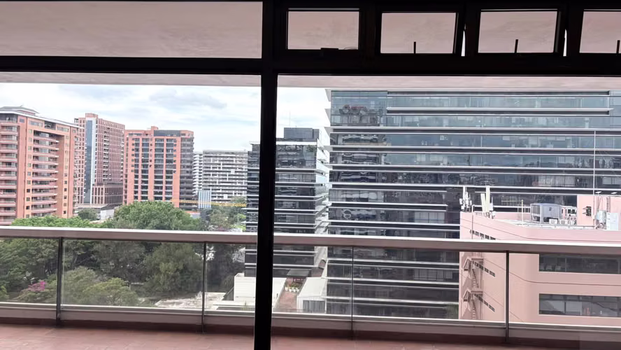Rento apartamento en Zona 10 EDIFICIO TIFFANY - Imagen 8