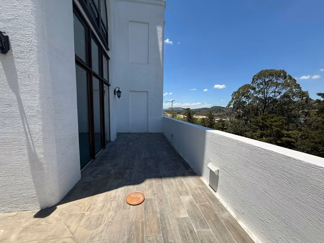 VENDO LINDO APARTAMENTO EN LIRIOS DE CAYALA, CON AMPLIA TERRAZA - Imagen 7