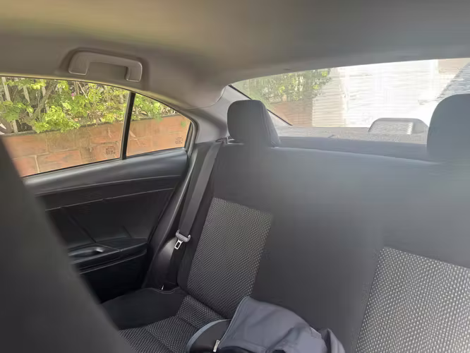 Toyota Yaris modelo 2014 mecanico