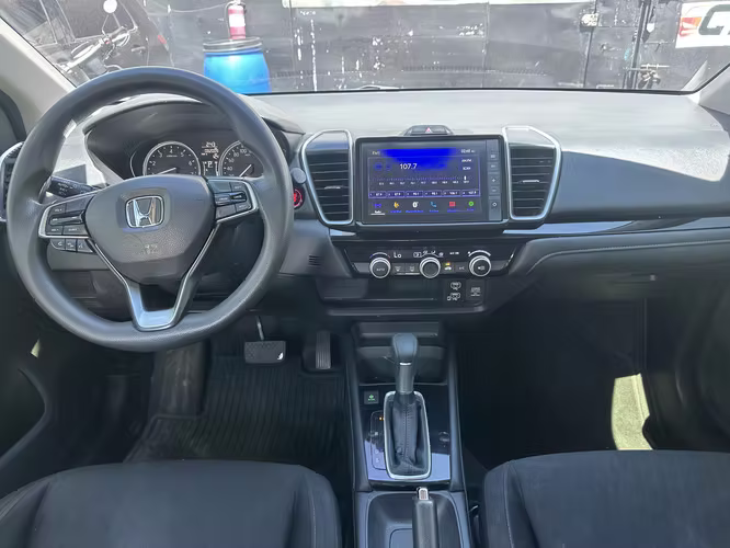 Honda City Ex 2021 de Agencia Automático un Dueño con Récord de Agencia Super Económico - Imagen 8
