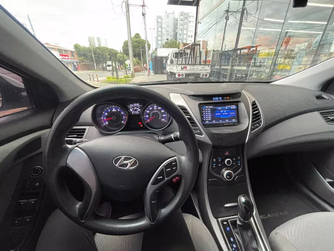 HYUNDAI ELANTRA SE 2016 - Imagen 7