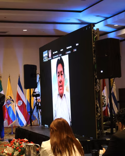 Streaming profesional para eventos, conferencias y reuniones