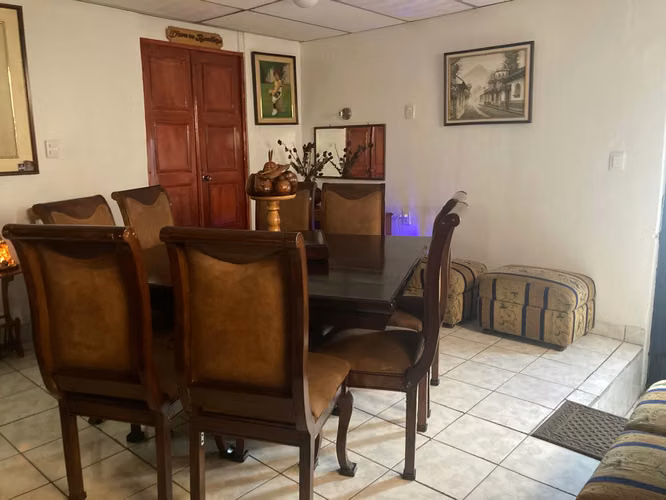 VENDO CASA ZONA 6 GUATEMALA, REF.6931 - Imagen 3