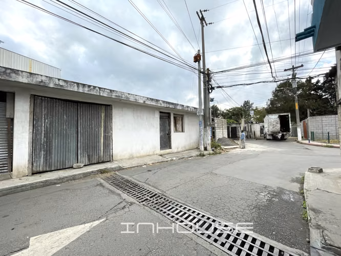 TERRENO EN VENTA VILLA NUEVA CON CONSTRUCCION - Imagen 3