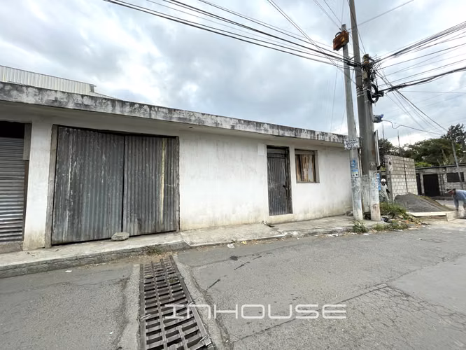 TERRENO EN VENTA VILLA NUEVA CON CONSTRUCCION - Imagen 4