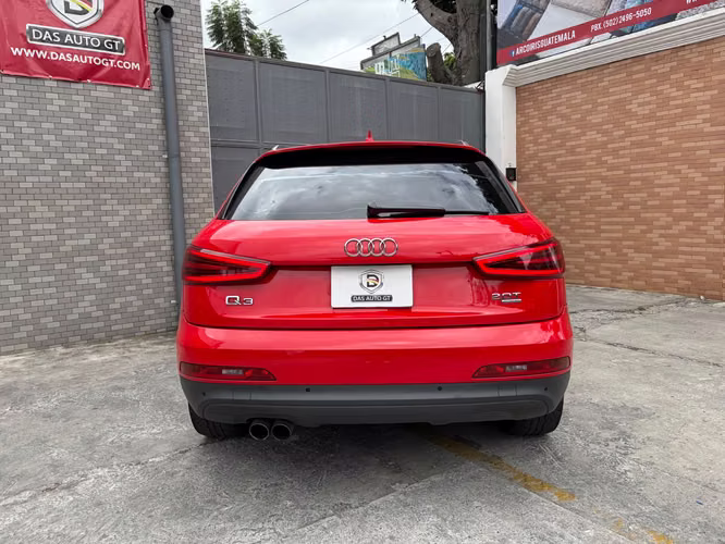 Audi Q3 S-line TFSi Quattro de Agencia Modelo 2014
