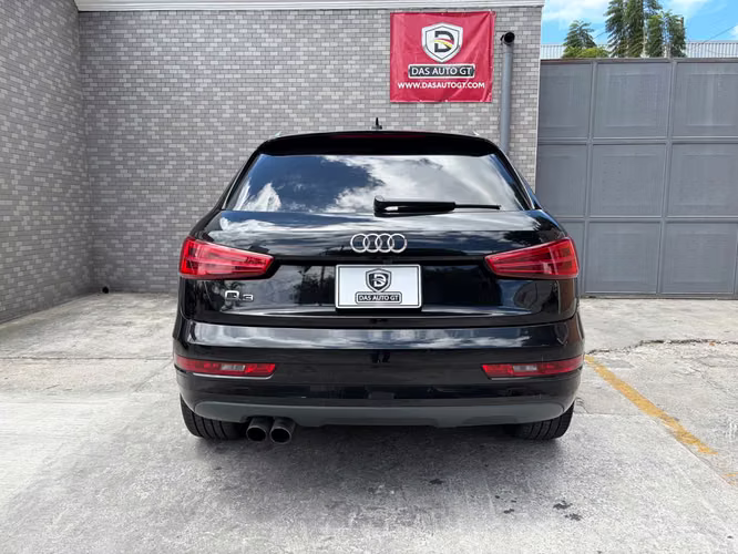 Audi Q3 Premium S-line TFSi Importada Modelo 2018