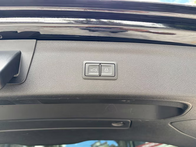 Audi Q3 Premium S-line TFSi Importada Modelo 2018