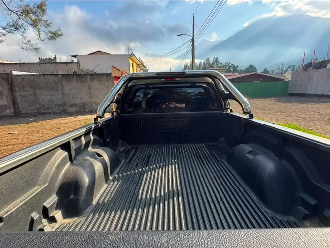 MITSUBISHI RAIDER EXTENDED CAB 4X2 