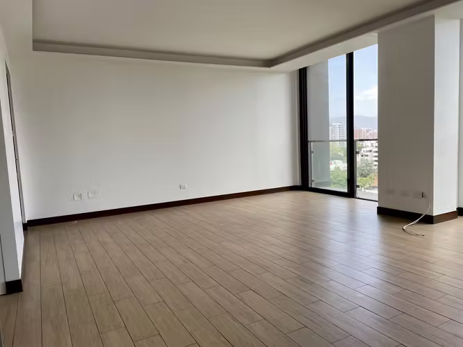 Lindo Apartamento de 2 Habitaciones en Vista Hermosa 2