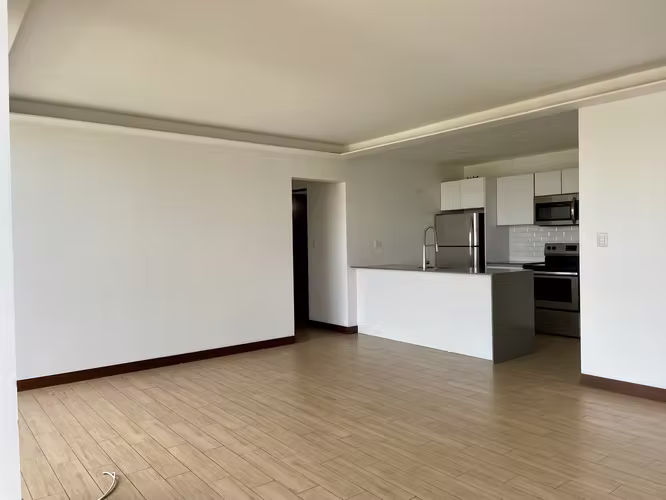 Lindo Apartamento de 2 Habitaciones en Vista Hermosa 2