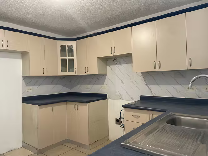 Alquilo Casa en Los Manantiales Km 19 a San José Pinula - Imagen 7