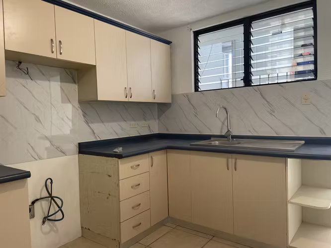 Alquilo Casa en Los Manantiales Km 19 a San José Pinula - Imagen 8