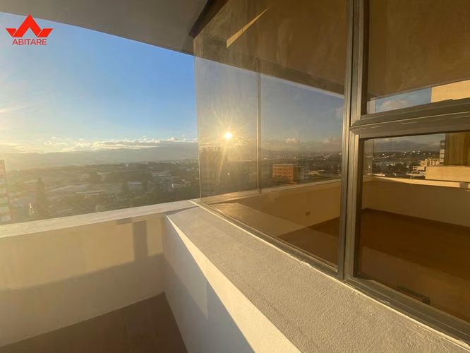 Apartamento en venta en zona 14, Villa Vistana - Imagen 12