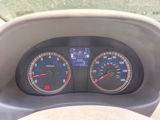 Hyundai Accent Se. Cuota  desde Q 839 con el 20% de enganche, cuota desde Q 1166 sin enganche por banco. Recibo vehículo