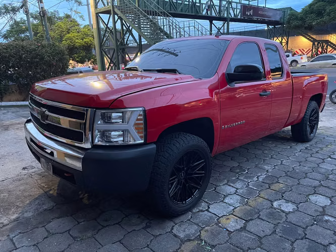 Chevrolet Silverado 2008 4.3 (V6) - Imagen 2