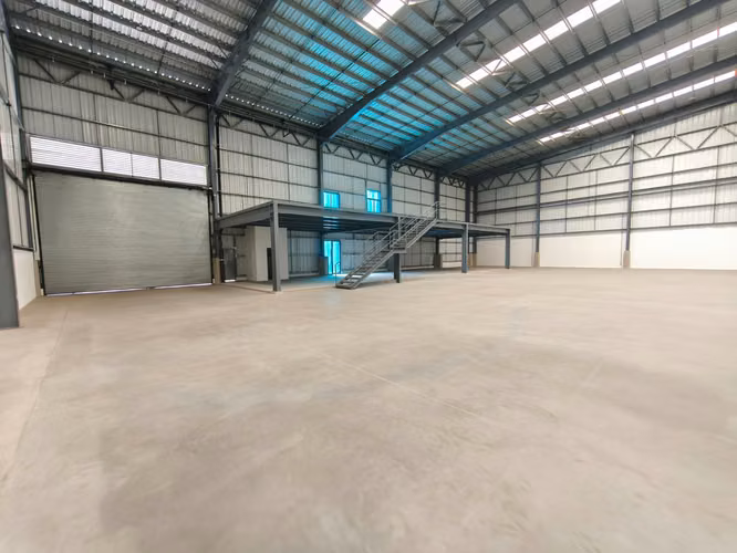 Excelente Oportunidad de Renta de Bodegas de 2268 m2 en Amatitlán  Dentro de complejo industrial - Imagen 4