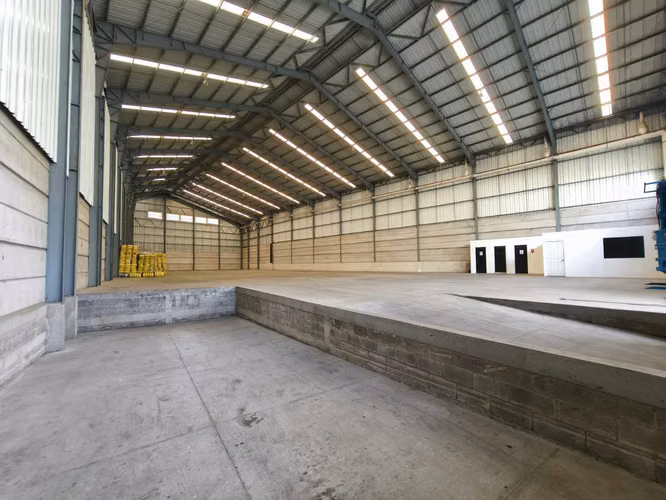 Bodega en Renta de 1568 dentro de Condominio Industrial  Amatitlán, km 27.5