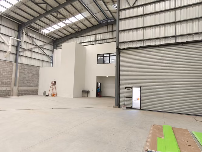 5 BODEGAS DISPONIBLELS EN RENTA DESDE 1,000M2 HASTA 5,000M2 EN KM 26 CARRETERA AL SALVADOR - Imagen 3