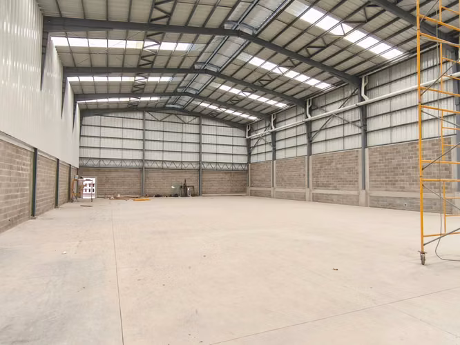 5 BODEGAS DISPONIBLELS EN RENTA DESDE 1,000M2 HASTA 5,000M2 EN KM 26 CARRETERA AL SALVADOR - Imagen 2