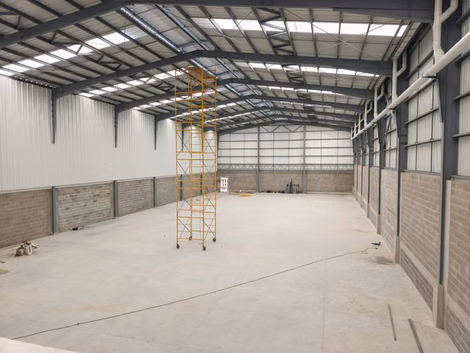 5 BODEGAS DISPONIBLELS EN RENTA DESDE 1,000M2 HASTA 5,000M2 EN KM 26 CARRETERA AL SALVADOR - Imagen 4