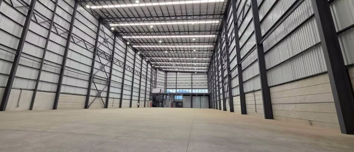 NAVE INDUSTRIAL EN RENTA DE 2,2074 M2 – UBICADA EN AMATITLÁN - Imagen 3