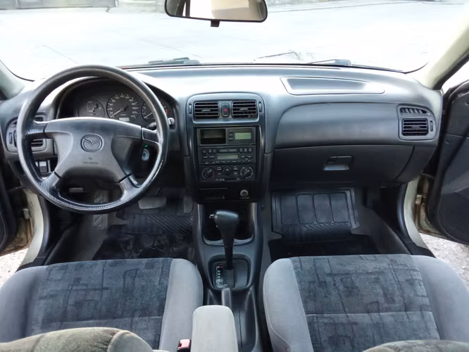 MAZDA DE AGENCIA 626 EN EXCELENTE ESTADO Y FUNCIONAMIENTO 
