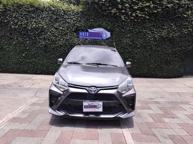Toyota Agya Modelo 2022 de agencia 