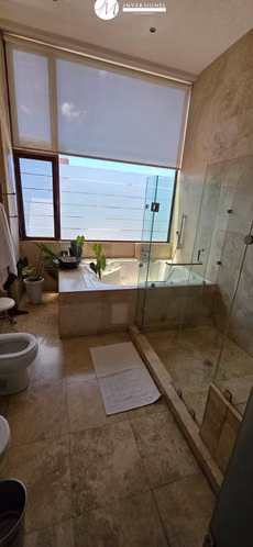 Apartamento en Renta de 4 Dormitorios en zona 14 - Imagen 8
