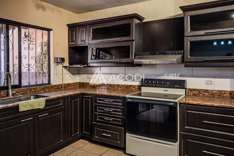 Casa en San Cristóbal, Zona 8 de Mixco - Imagen 3