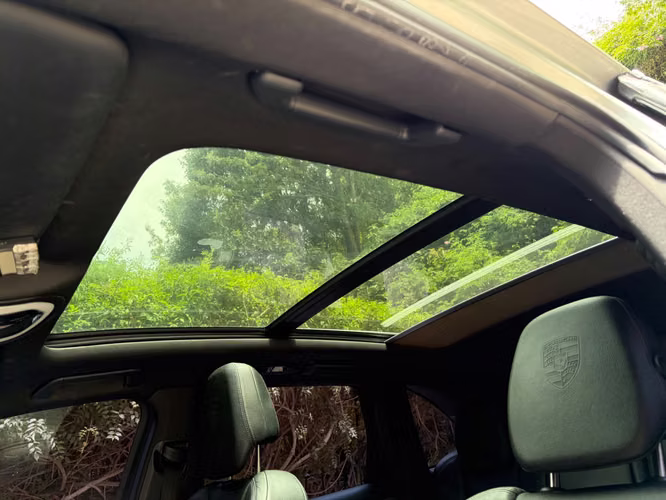 Porsche Cayenne de Agencia Modelo 2012