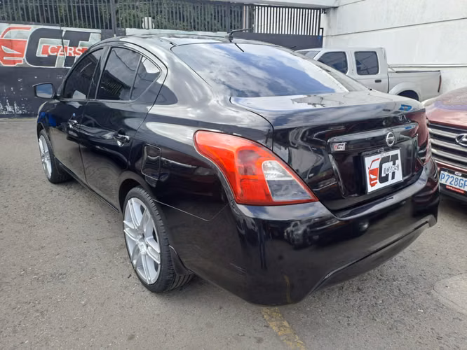 Nissan Versa S 2017 Importado Mecánico Bien Cuidado super Economico - Imagen 4