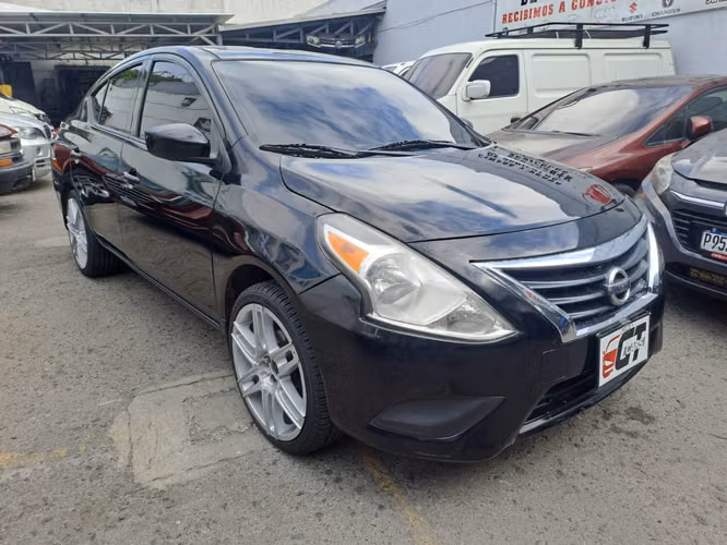 Nissan Versa S 2017 Importado Mecánico Bien Cuidado super Economico